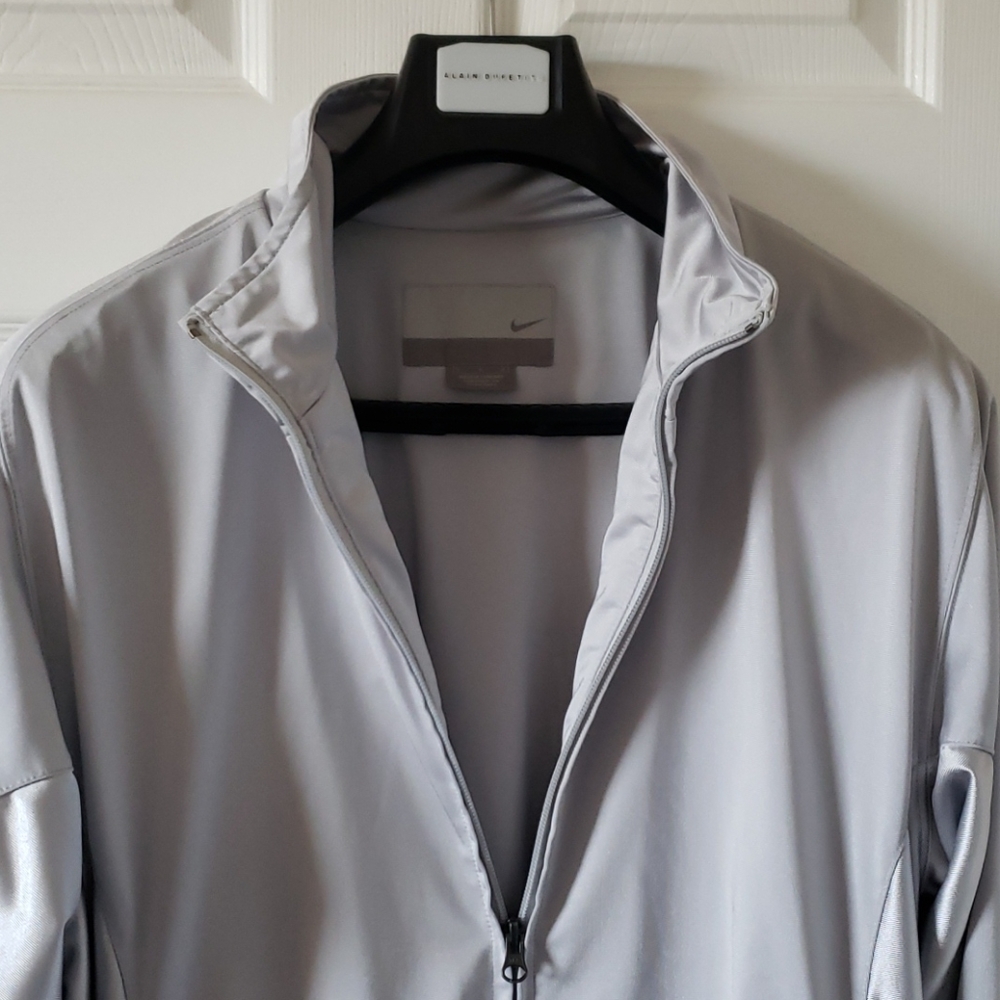 Nike jacket - Picture 3 of 7